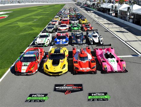 what kind of cars race in the rolex 24